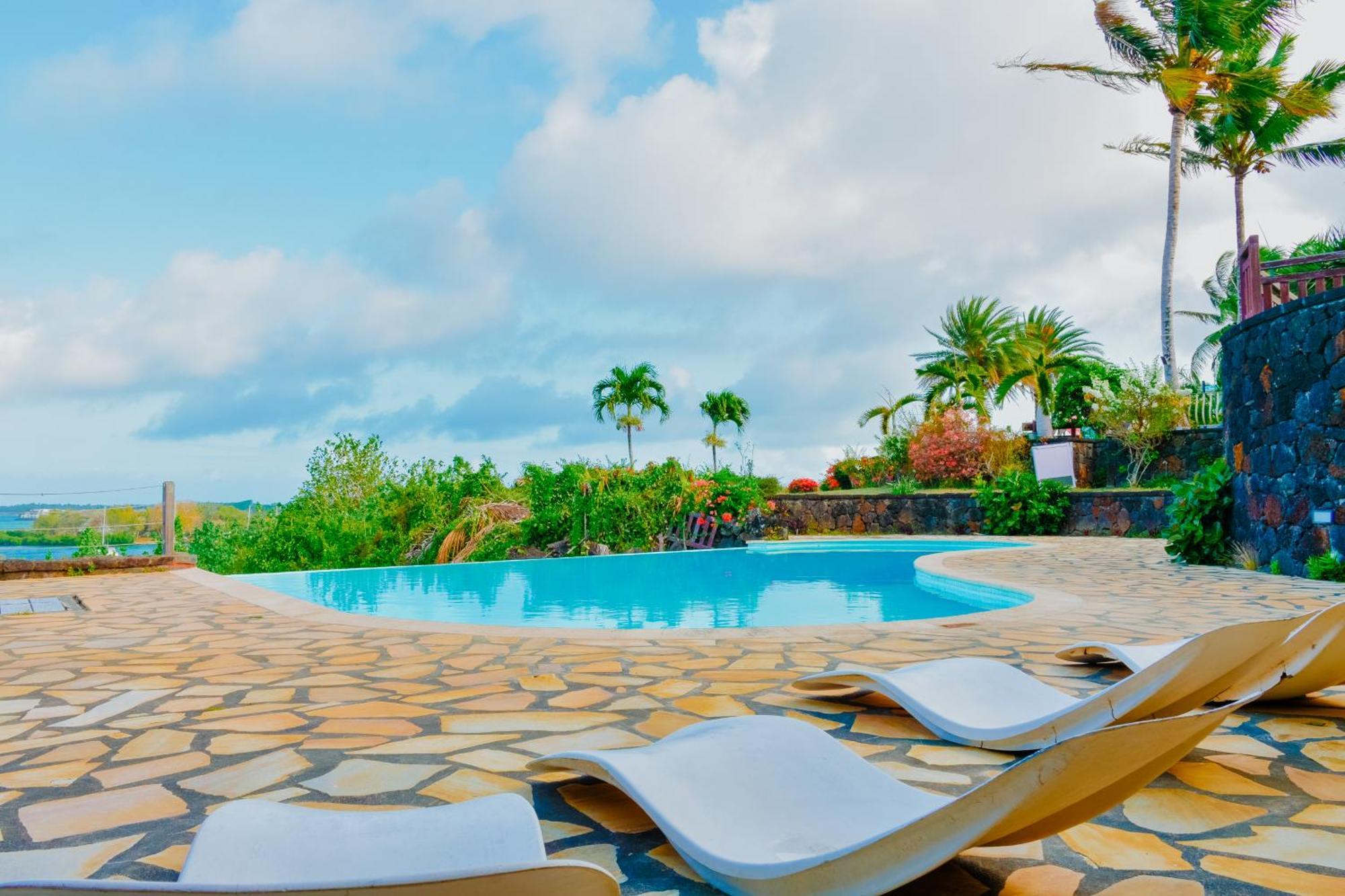 Boutique Villa On The Rocks With Stunning Sea Views, Infinity Pool & Private Sea 트루 도 두스 외부 사진